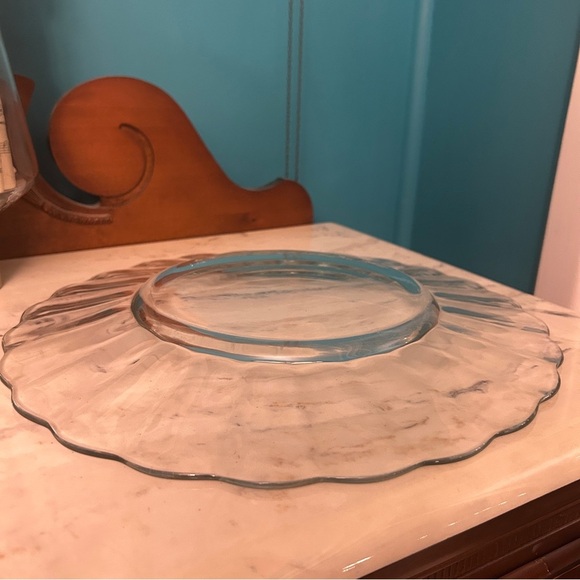 Vintage Anchor Hocking Moments 14.5" Clear Glass Serving Tray Platter scalloped - Picture 7 of 8